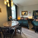 Yoonik Apartments